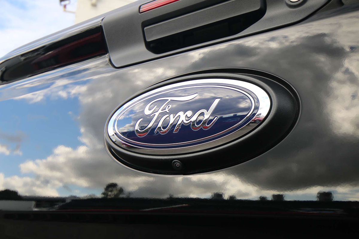 2024 Ford Ranger Black Edition 4X4 2.0L