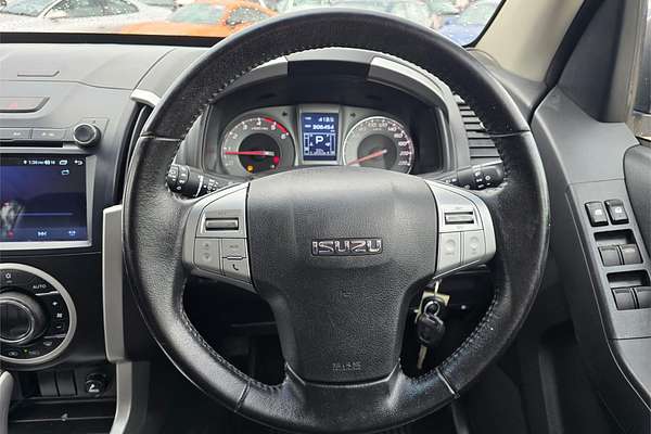 2014 Isuzu MU-X LS-T