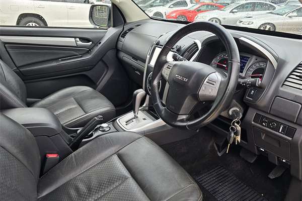 2014 Isuzu MU-X LS-T