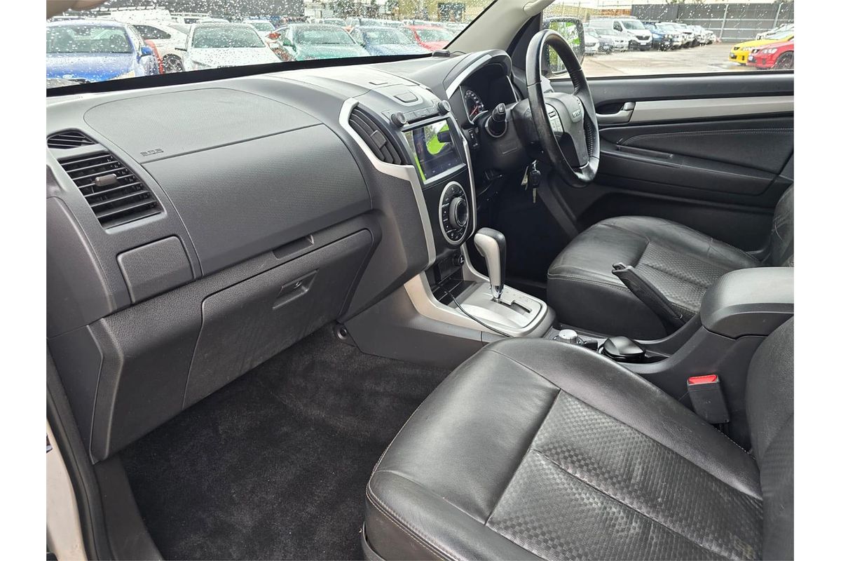 2014 Isuzu MU-X LS-T
