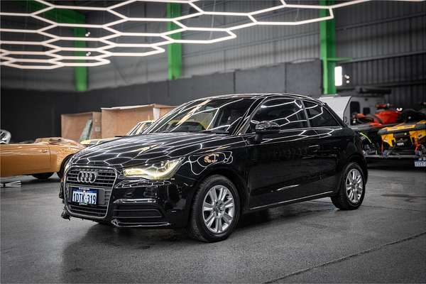 2011 Audi A1 Attraction 8X