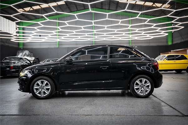 2011 Audi A1 Attraction 8X