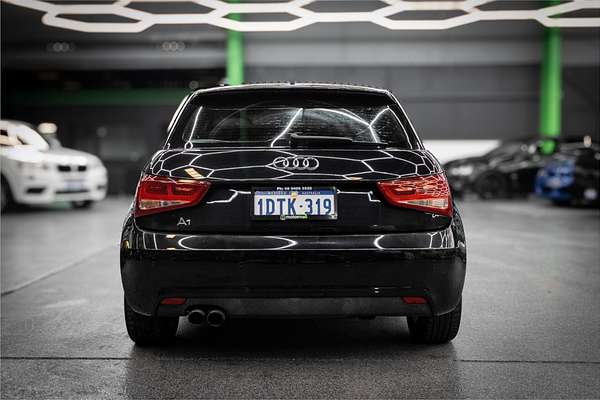 2011 Audi A1 Attraction 8X