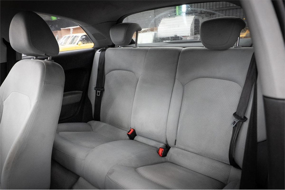 2011 Audi A1 Attraction 8X
