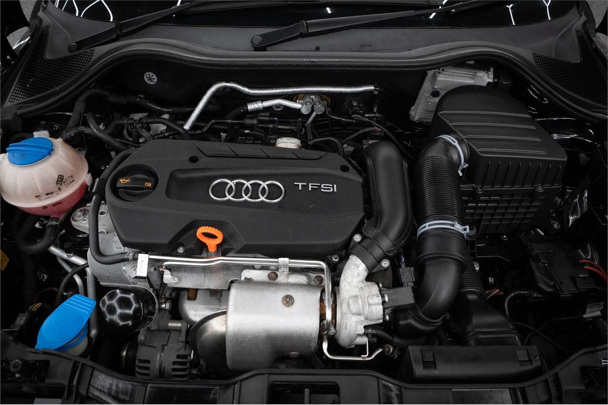 2011 Audi A1 Attraction 8X