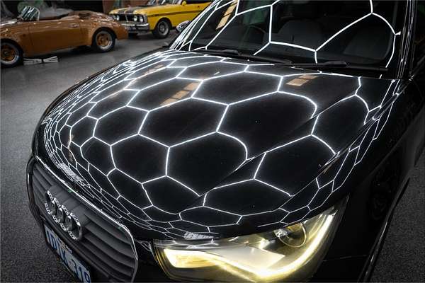 2011 Audi A1 Attraction 8X