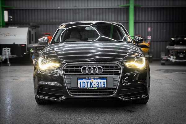 2011 Audi A1 Attraction 8X