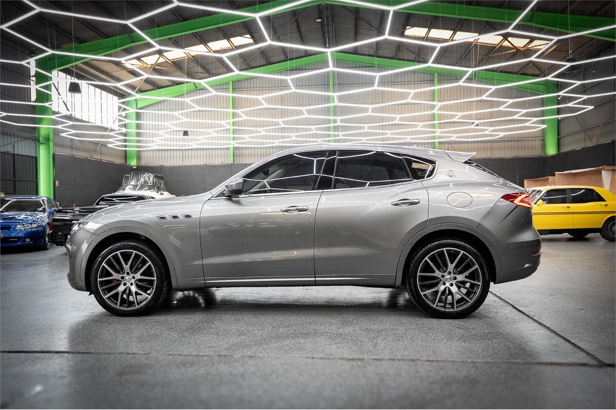 2017 Maserati Levante M161