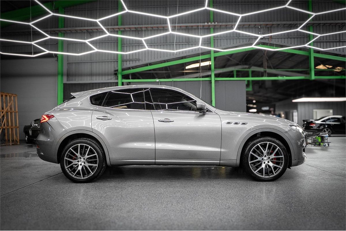 2017 Maserati Levante M161