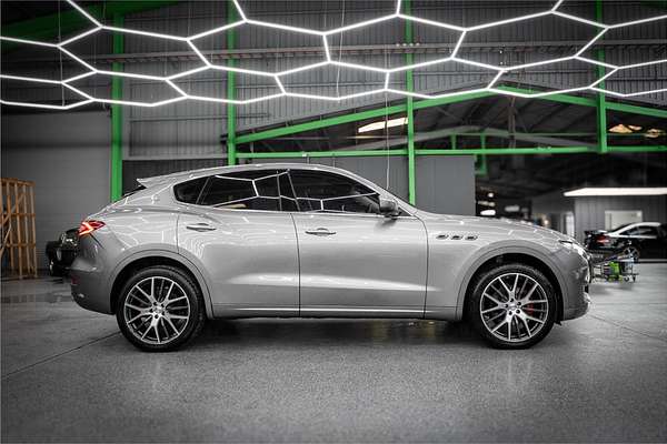 2017 Maserati Levante M161