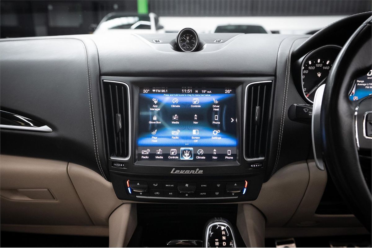 2017 Maserati Levante M161