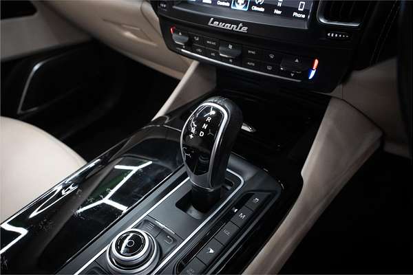 2017 Maserati Levante M161