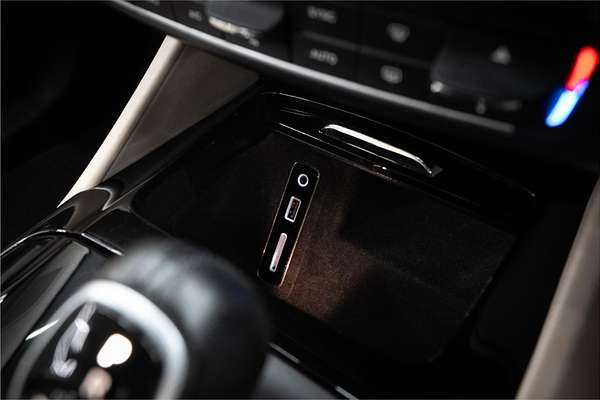 2017 Maserati Levante M161