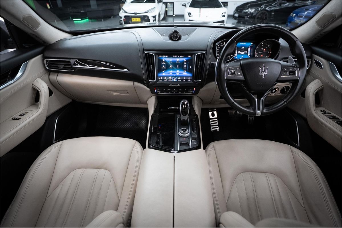 2017 Maserati Levante M161