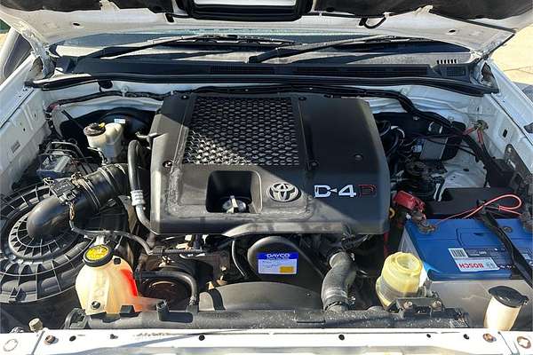 2011 Toyota Hilux SR KUN26R 4X4
