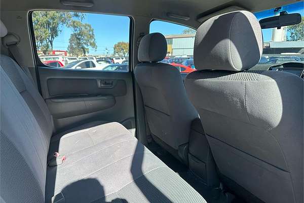 2011 Toyota Hilux SR KUN26R 4X4