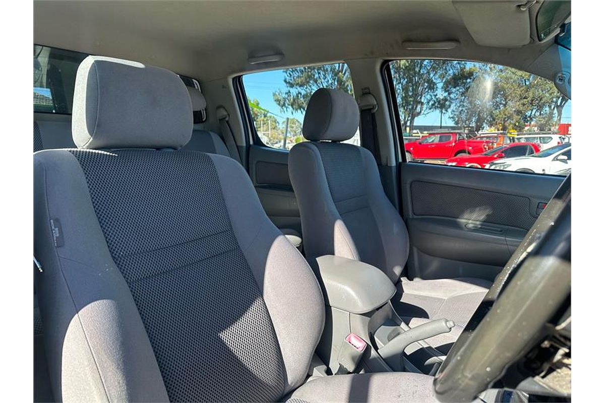 2011 Toyota Hilux SR KUN26R 4X4