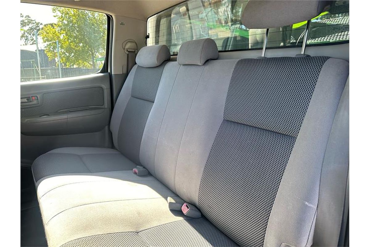 2011 Toyota Hilux SR KUN26R 4X4