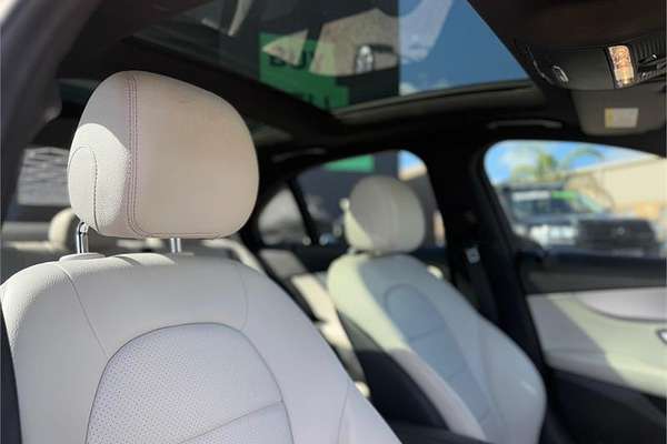 2014 Mercedes-Benz 200 BLUETEC 205