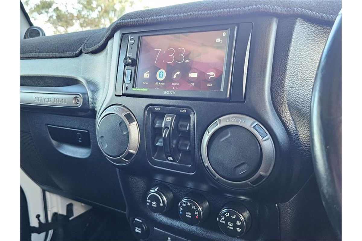 2015 Jeep Wrangler Sport JK