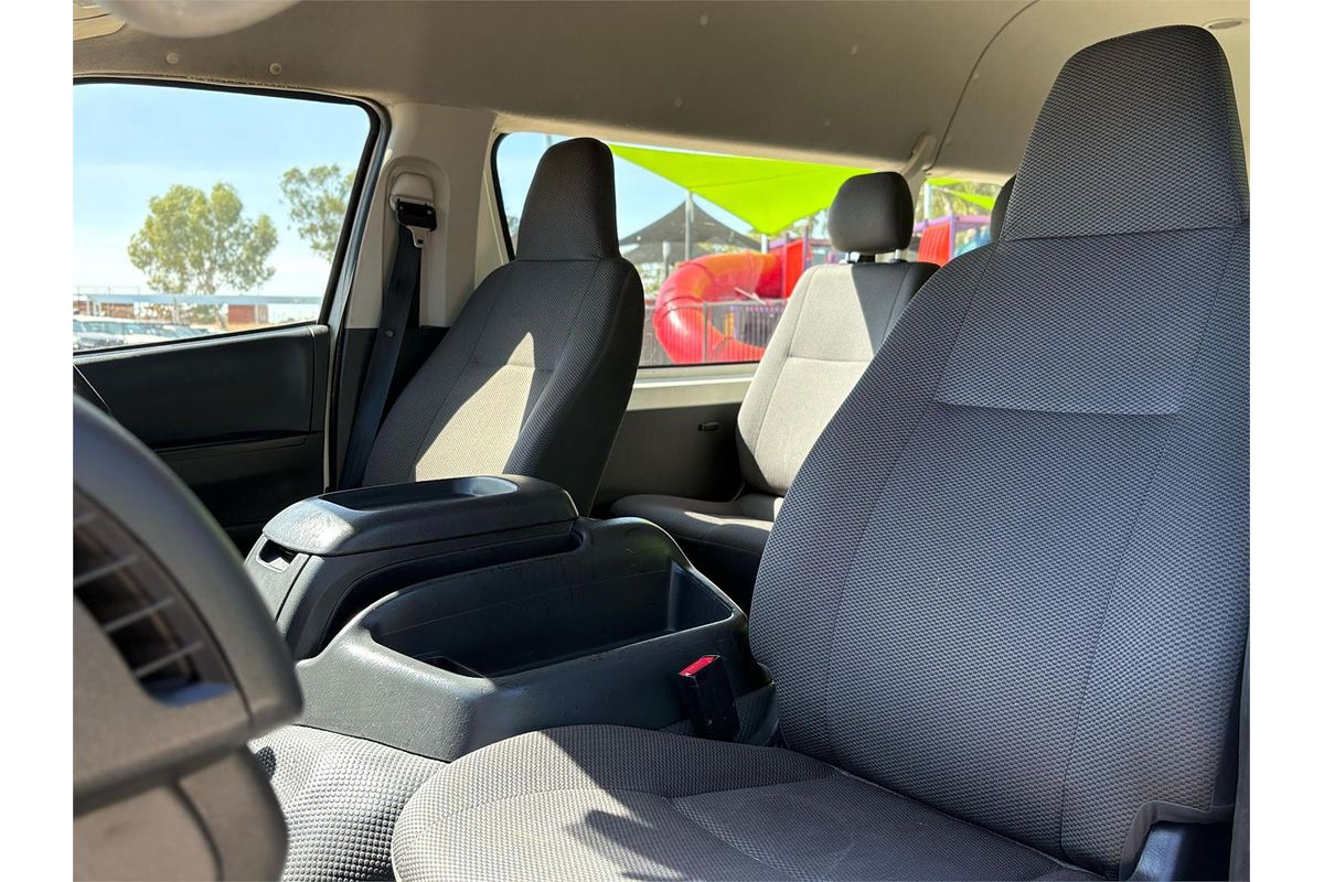 2014 Toyota Hiace Commuter KDH223R
