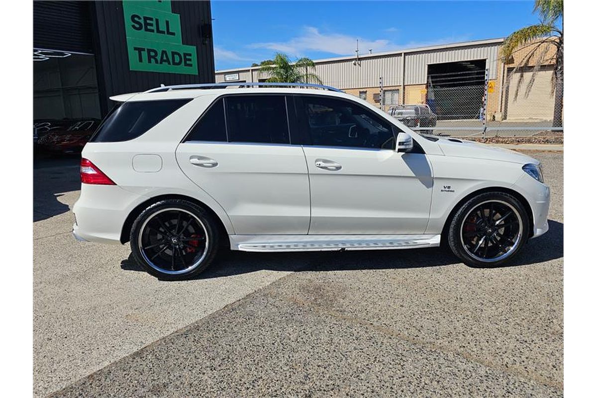 2012 Mercedes-Benz ML 500 (4x4) 166