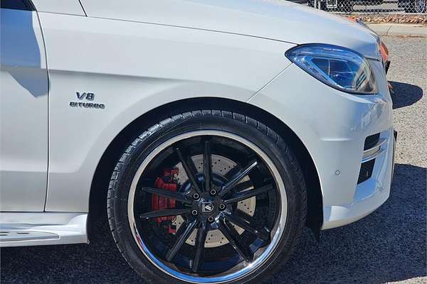 2012 Mercedes-Benz ML 500 (4x4) 166