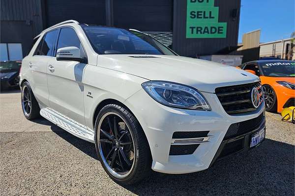 2012 Mercedes-Benz ML 500 (4x4) 166
