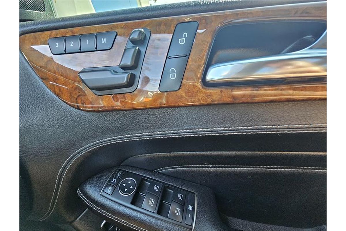 2012 Mercedes-Benz ML 500 (4x4) 166