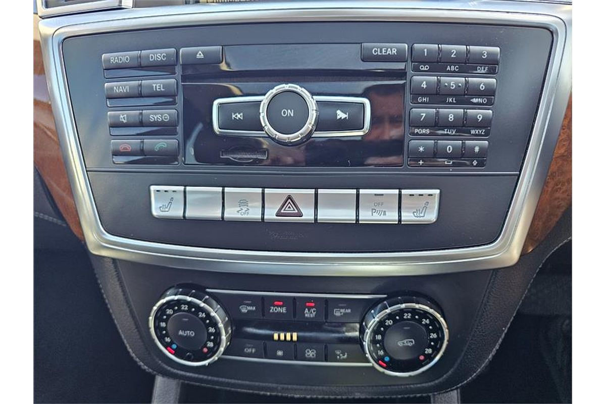 2012 Mercedes-Benz ML 500 (4x4) 166