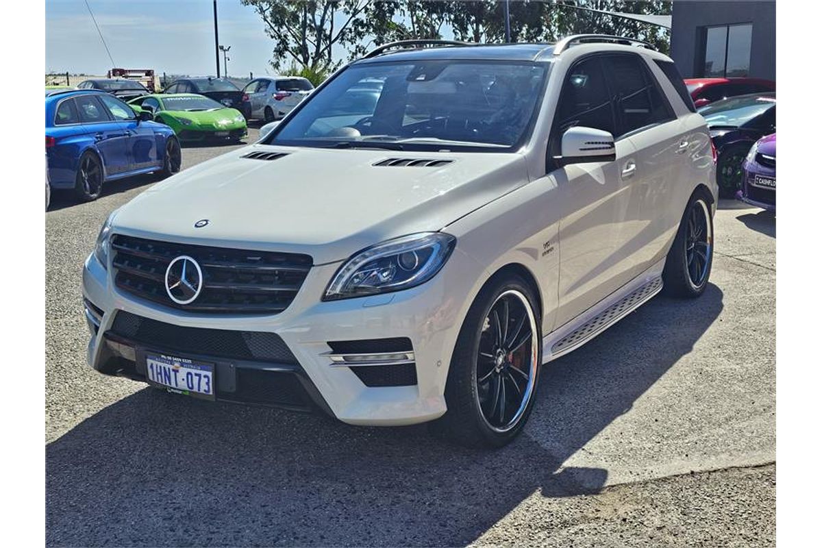 2012 Mercedes-Benz ML 500 (4x4) 166