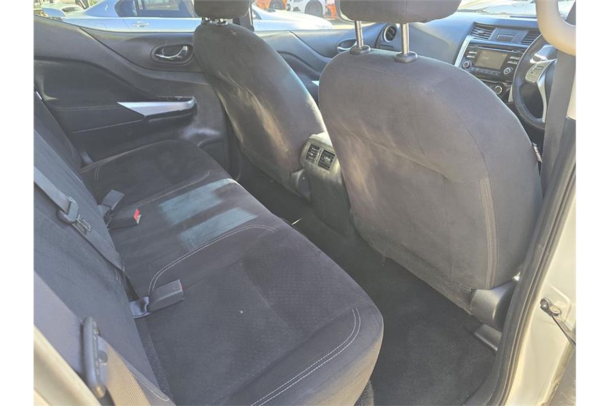 2015 Nissan Navara ST D23 4X4