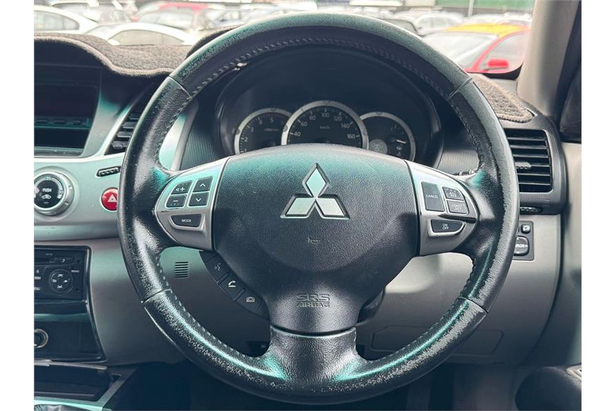 2013 Mitsubishi Triton GLX-R MN 4X4