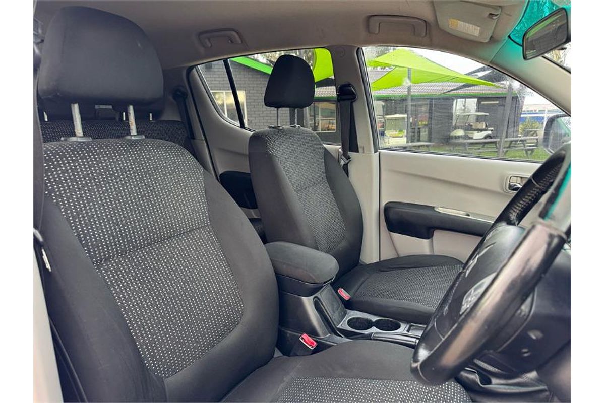 2013 Mitsubishi Triton GLX-R MN 4X4