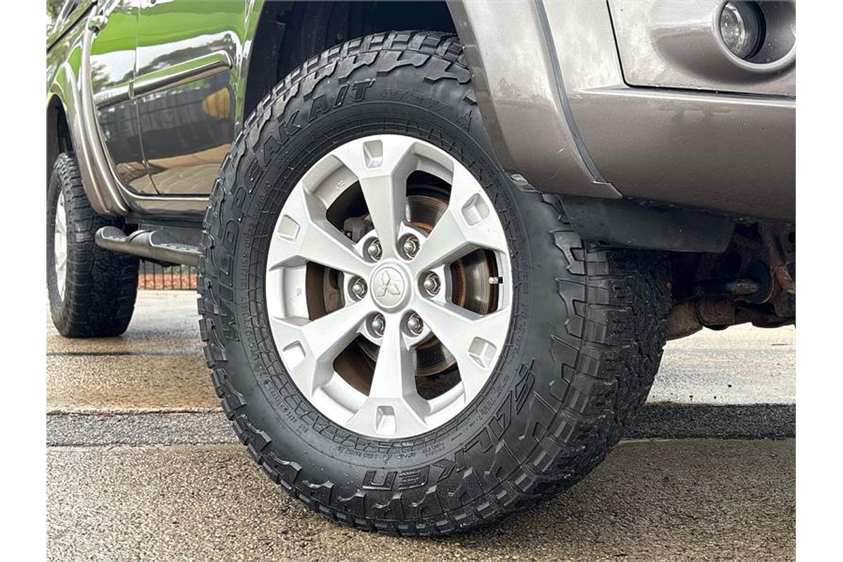 2013 Mitsubishi Triton GLX-R MN 4X4