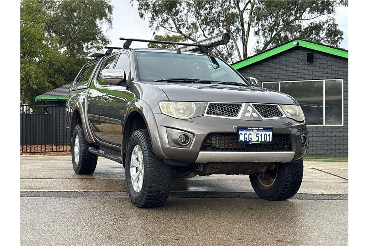 2013 Mitsubishi Triton GLX-R MN 4X4