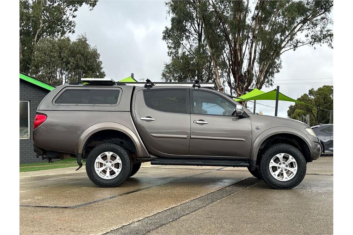 2013 Mitsubishi Triton GLX-R MN 4X4