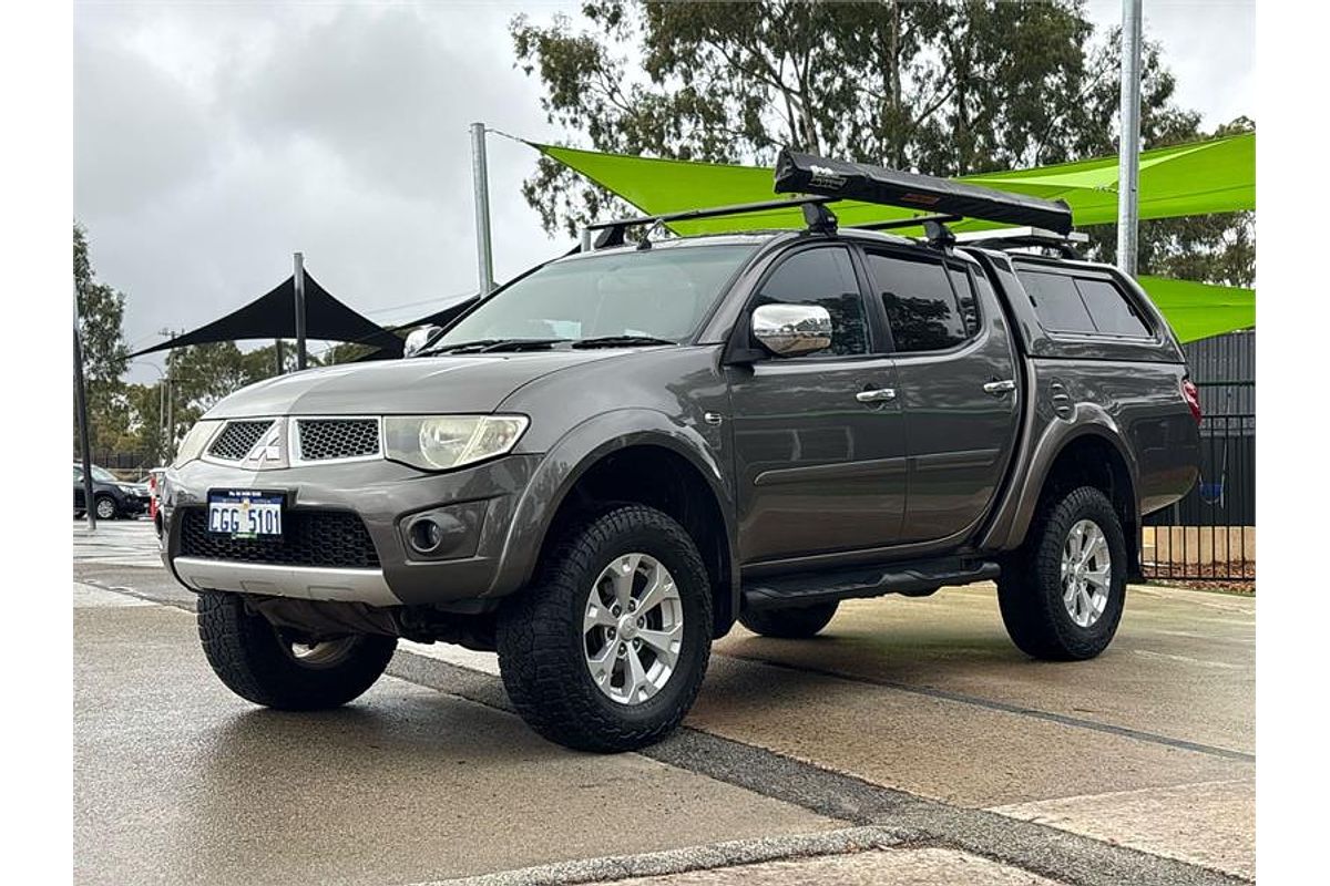 2013 Mitsubishi Triton GLX-R MN 4X4