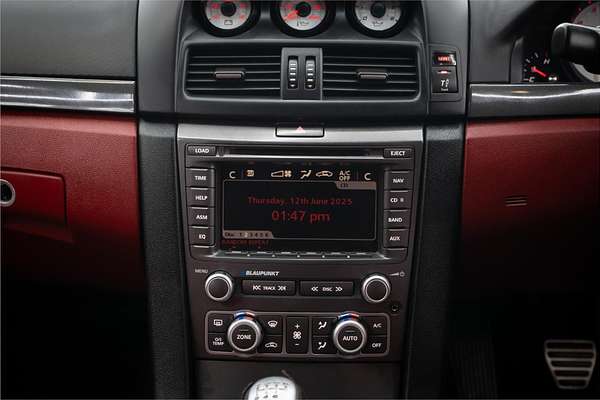 2008 HSV W427
