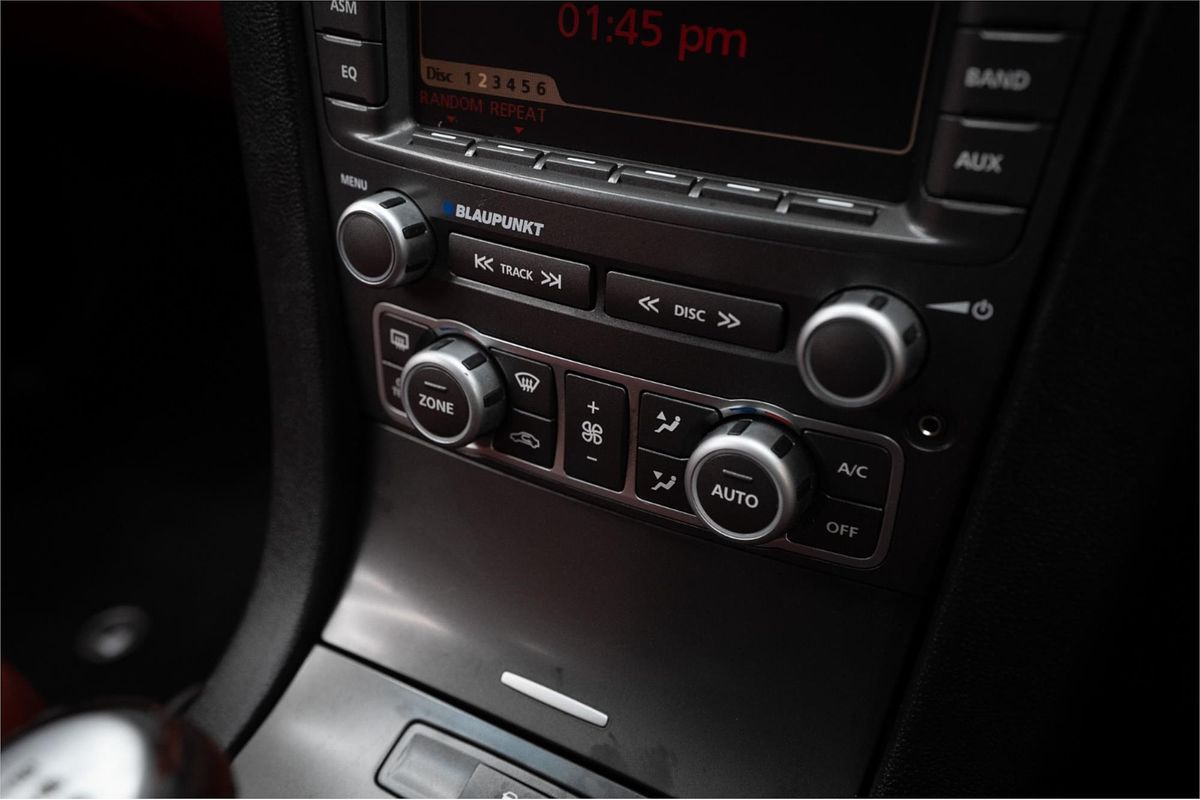 2008 HSV W427