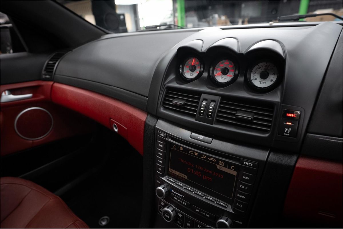 2008 HSV W427