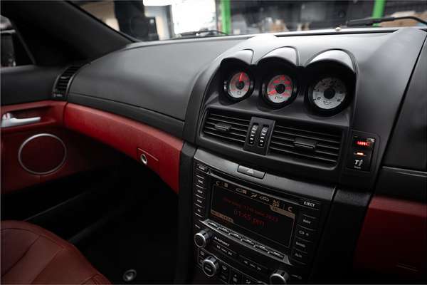 2008 HSV W427