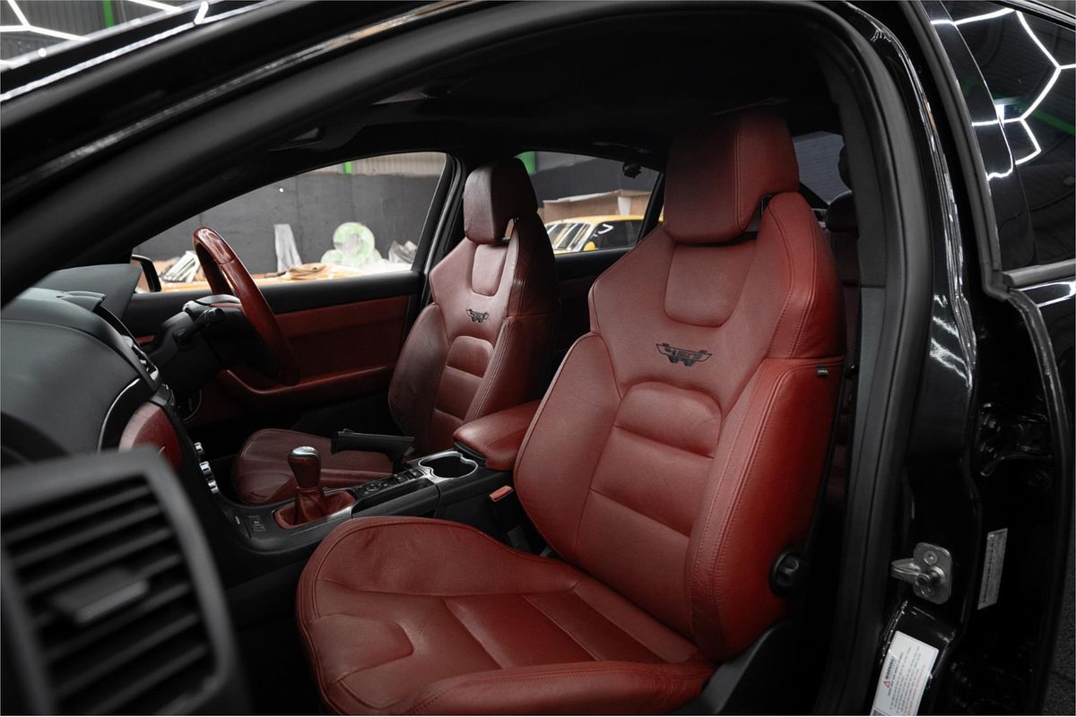 2008 HSV W427