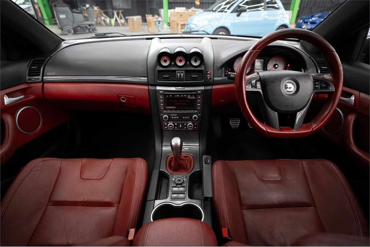 2008 HSV W427