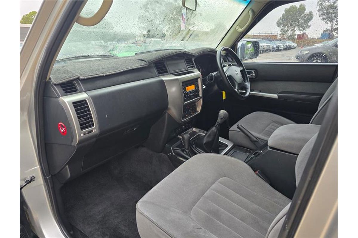 2013 Nissan Patrol ST GU VIII