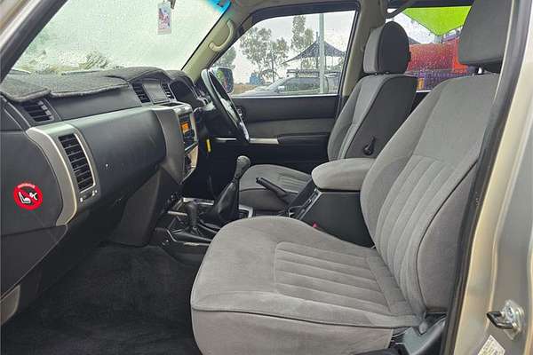 2013 Nissan Patrol ST GU VIII