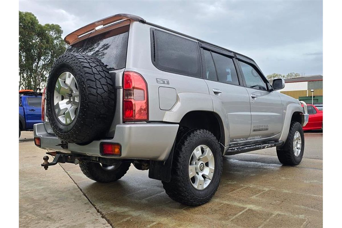 2013 Nissan Patrol ST GU VIII