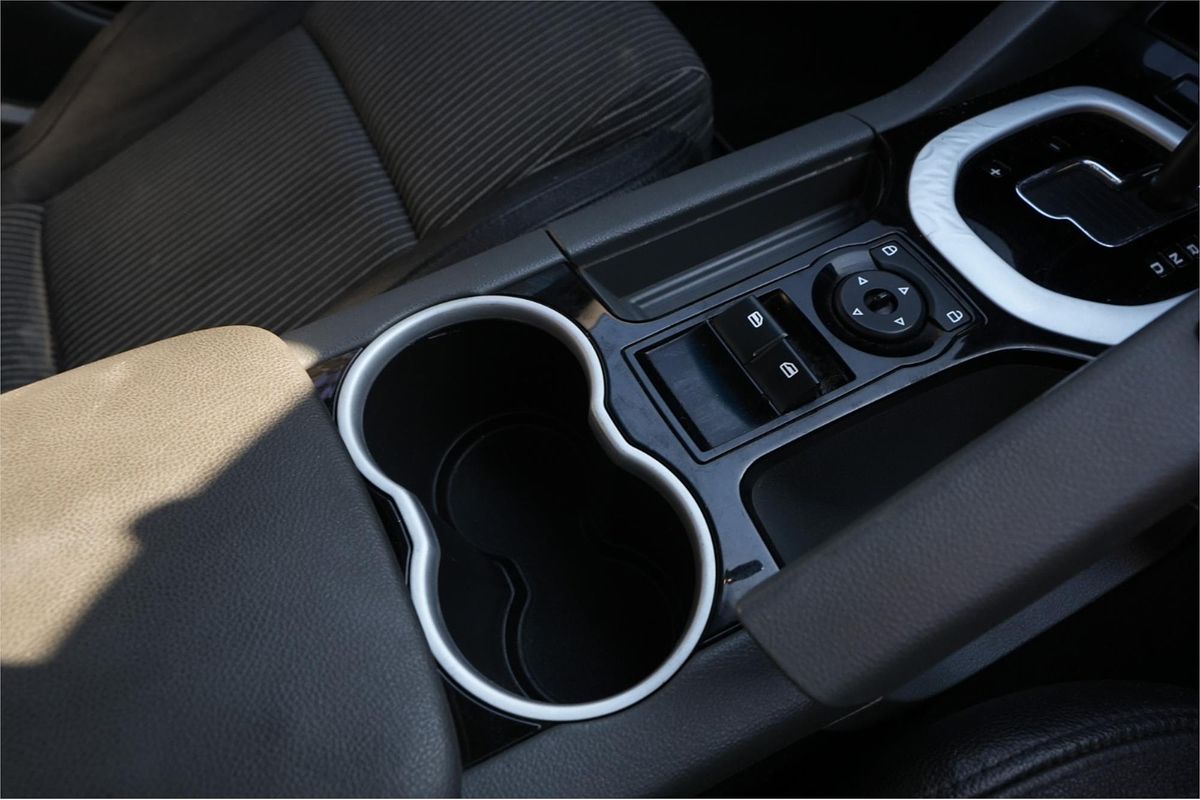 2011 Holden Commodore SV6 THUNDER VE II Rear Wheel Drive