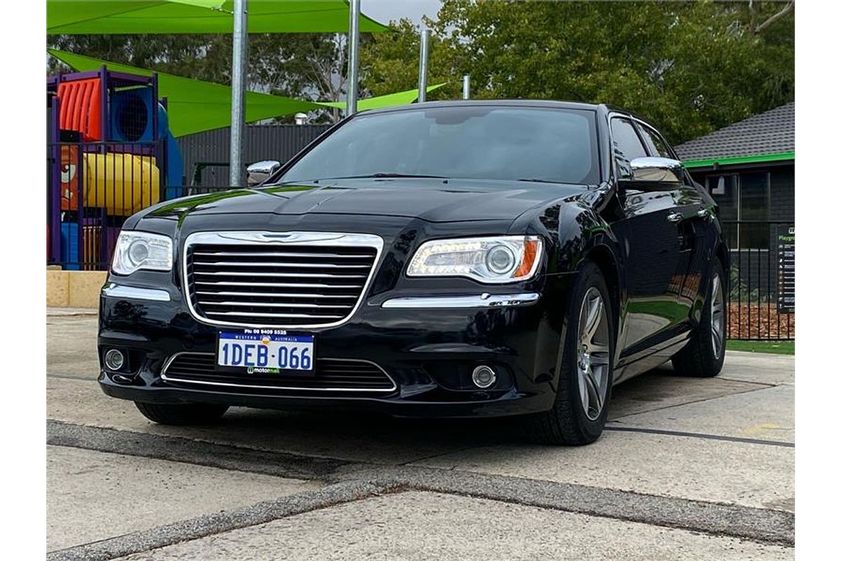 2013 Chrysler 300 C LX