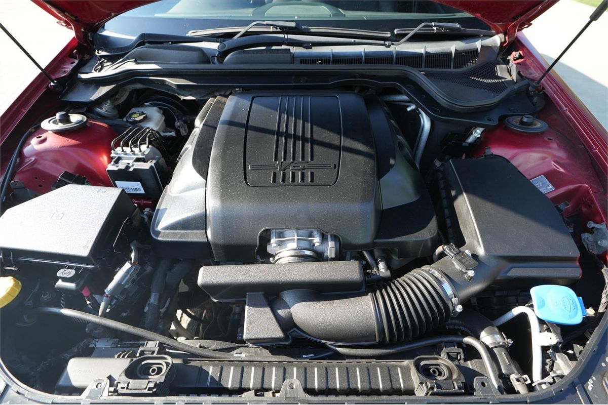 2011 Holden Commodore SV6 THUNDER VE II Rear Wheel Drive